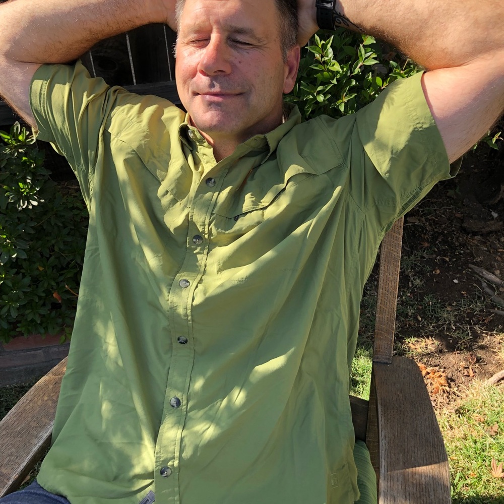 Short sleeved button down hiking shirt